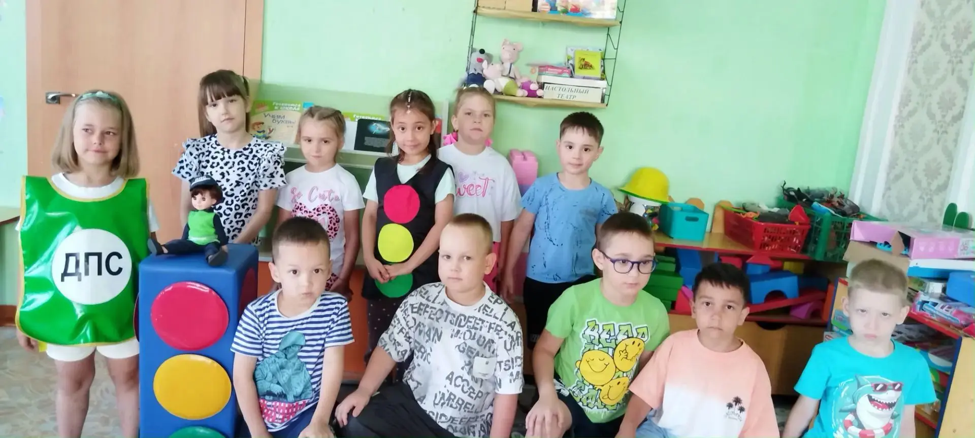По плану летней оздоровительной кампании, воспитатель 1 старшей группы МАДОУ д/с 8 г. Сковородино  п