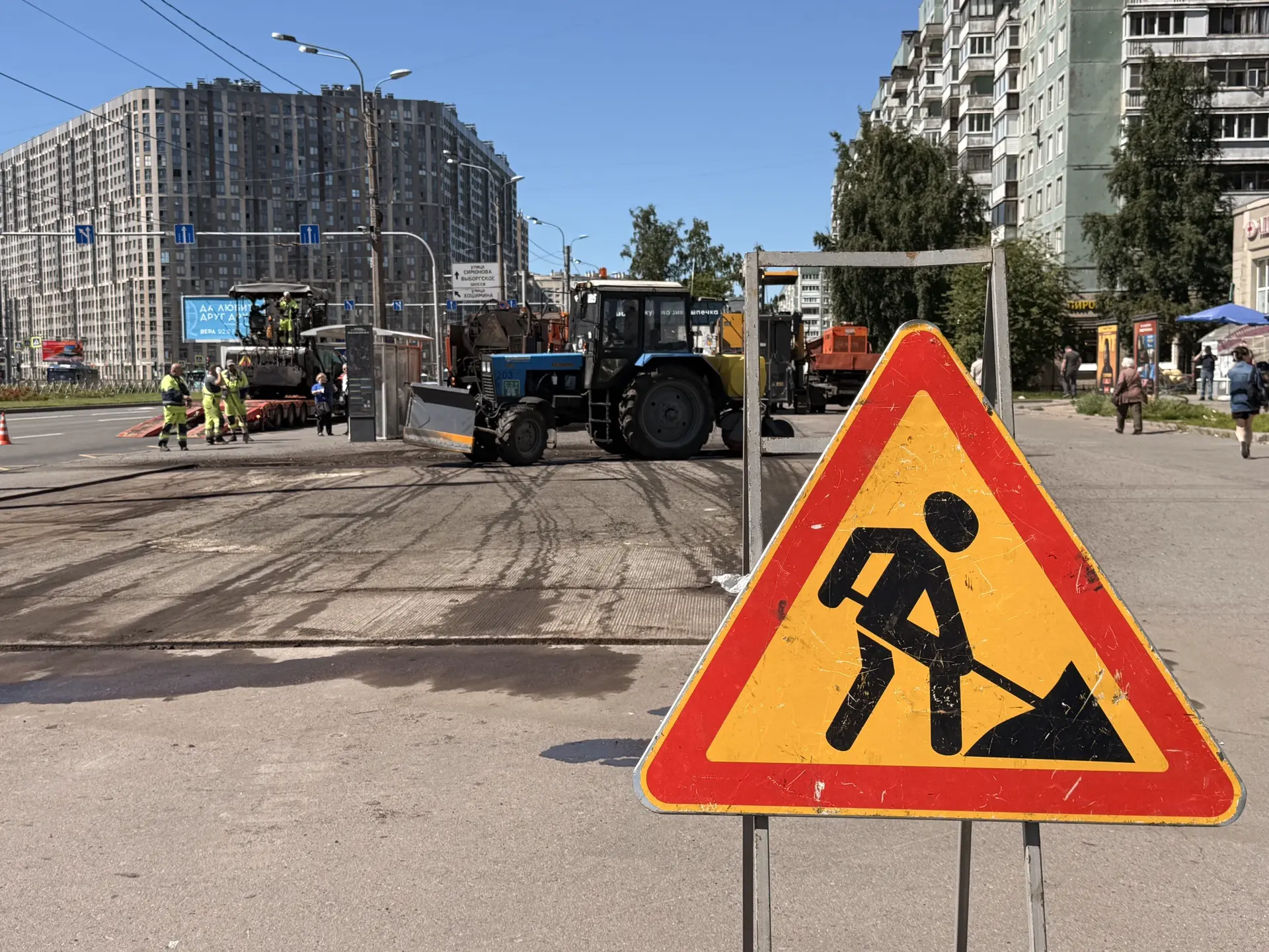 🚧 Вчера в Выборгском районе специалисты СПб ГБУ «СЗУ региональных дорог и благоустройства» выполнил