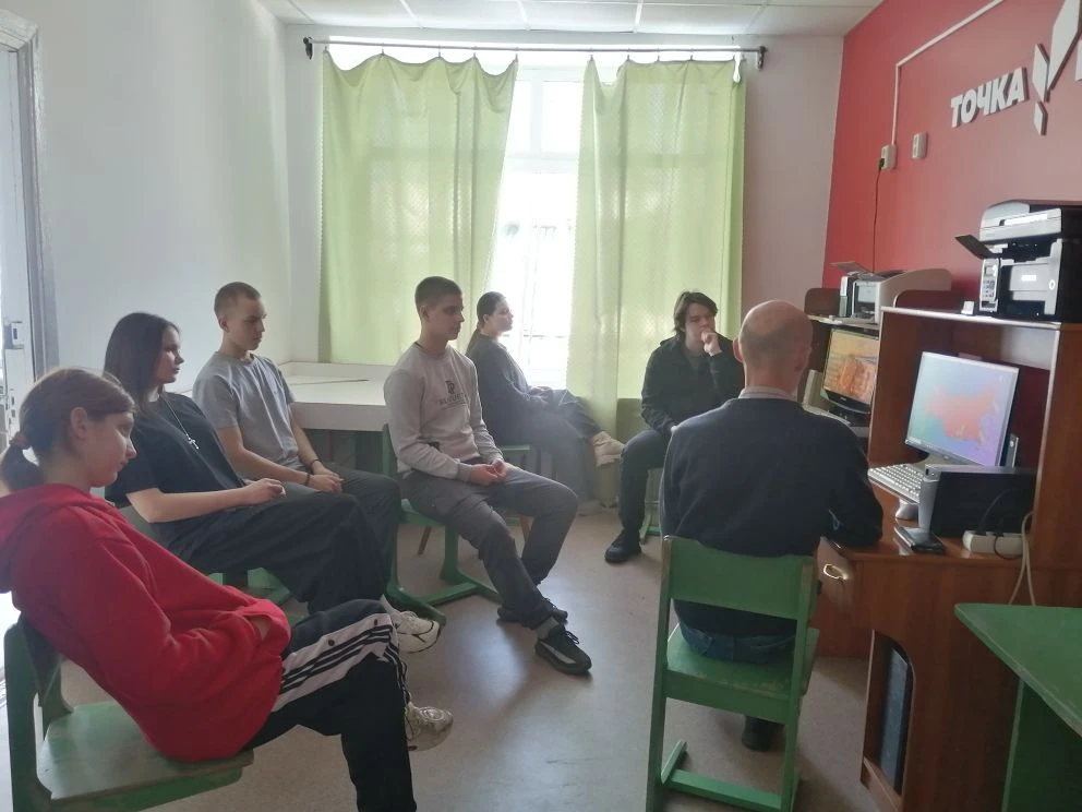 12 марта с учащимися 6-7  и 8-10 классов прошло региональное практико-ориентированное з...