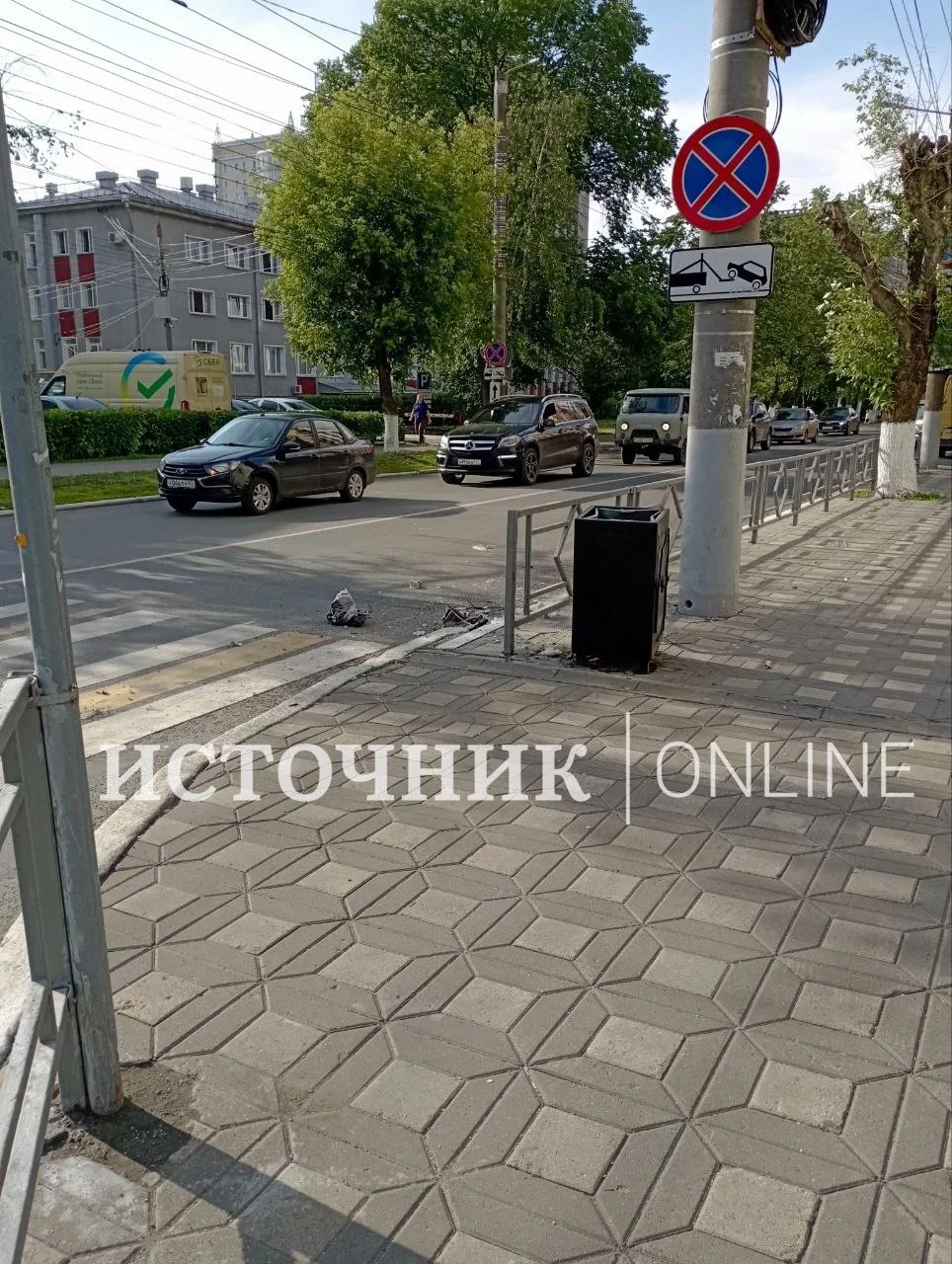 Стало скучно в очереди: полицейские нашли кировчанина, бросившего петарду в урну у Теат...