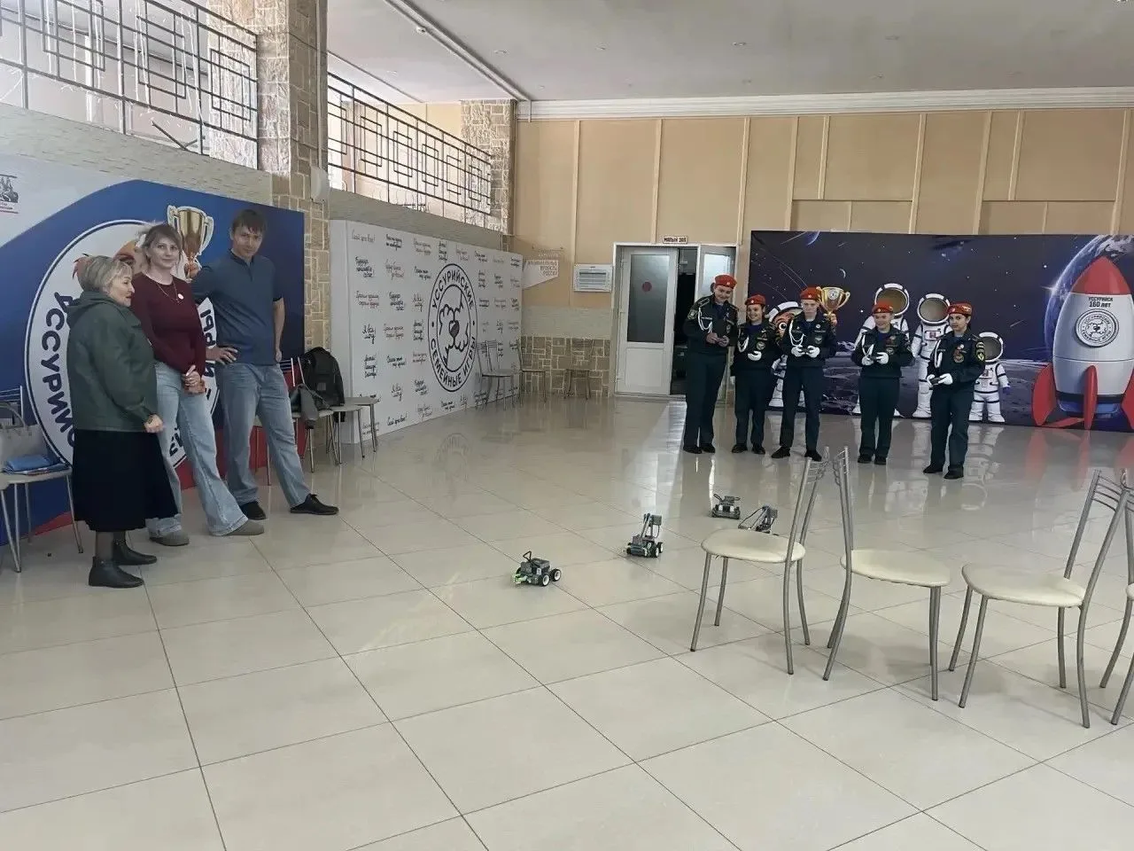 ✨🎮IT-КУБ В ДЕЛЕ. РОБОТЫ НА ПРАЗДНИКЕ ВЕСНЫ И ТРУДА 1 мая 2026 года на торжественном мероприятии, пос