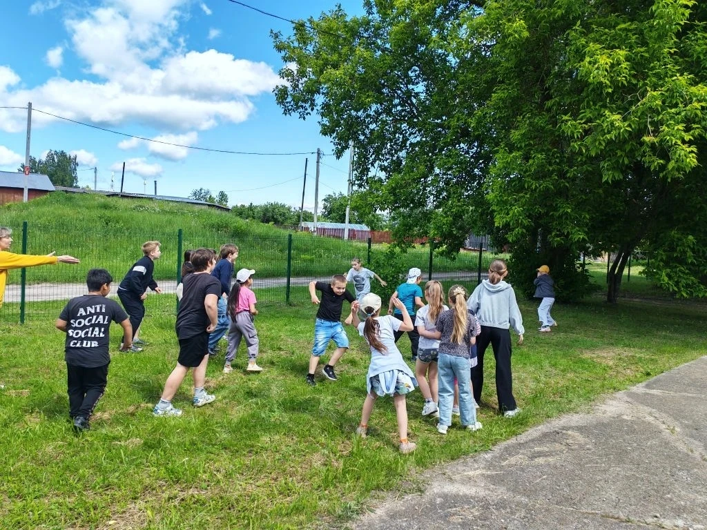 😀День Здоровья в пришкольном лагере! ☀🤸‍♀

💪Второй день нашего пришкольного лагеря прошел под зна