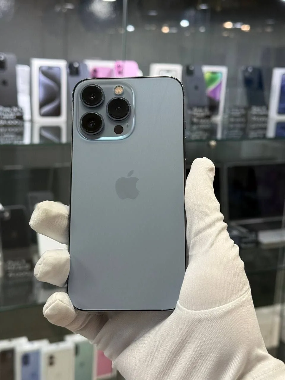 📱iPhone 13 Pro / 128 gb 
✔️Состояние 9/10 

✅ True tone: есть
✅ Face id: работает
✅ iOS 26.2
🔋 Акк