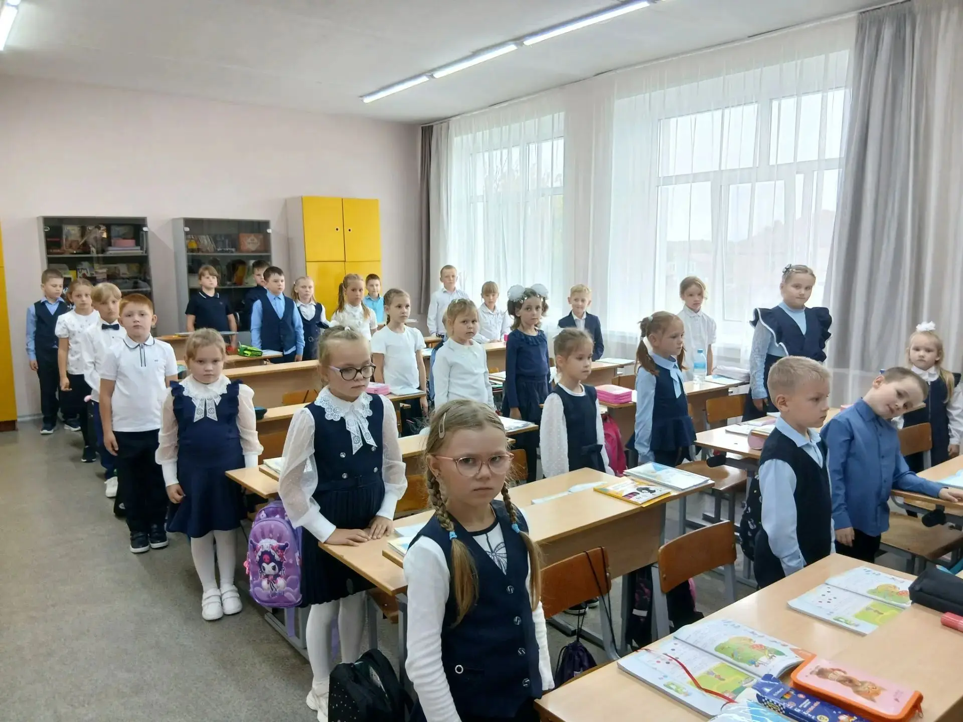Сегодня, 3 сентября, в нашей школе особенный и очень непростой день. Мы говорили с наши...