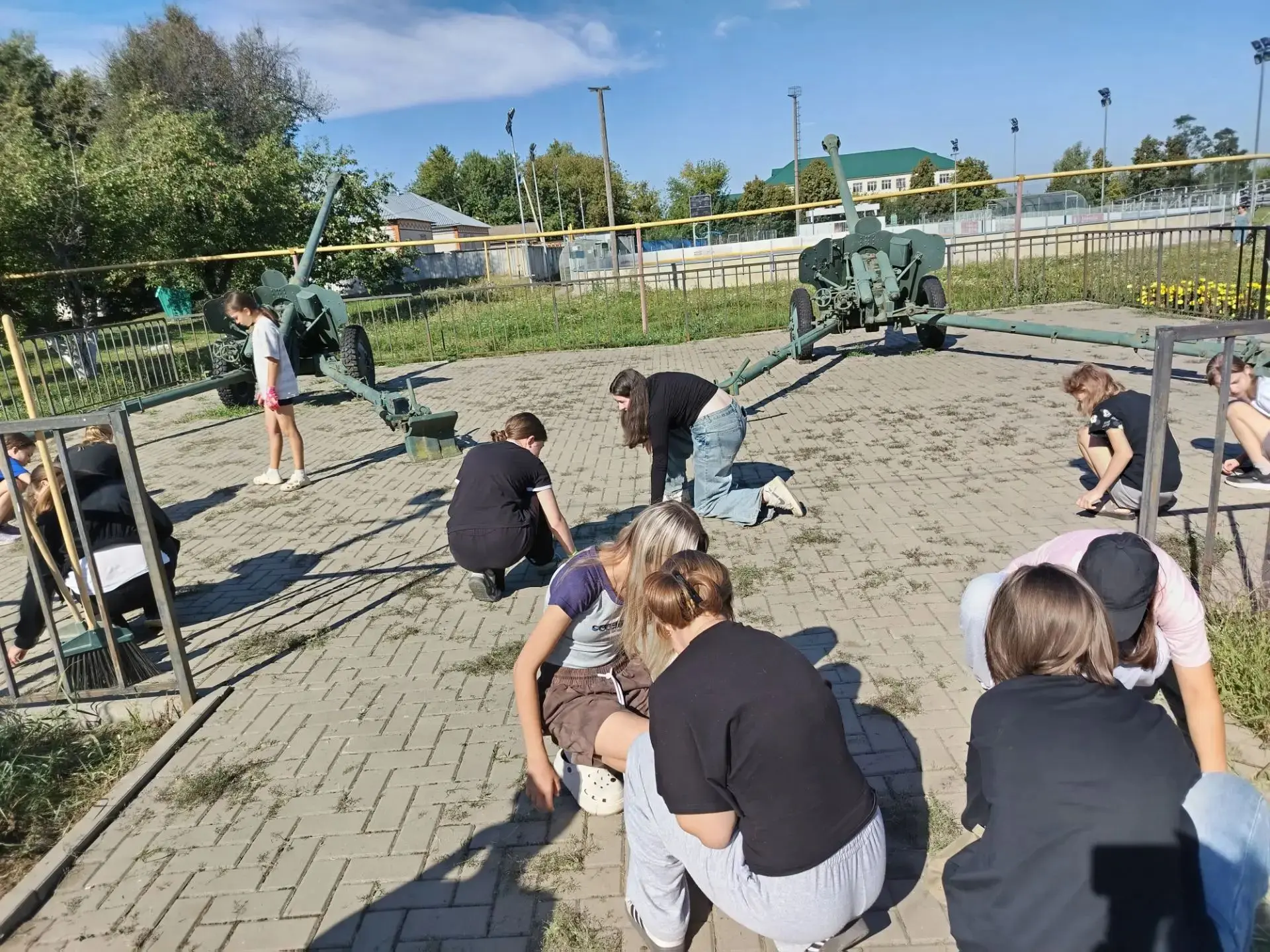 В период летних каникул была организована трудовая практика для учеников 6б класса. Осн...