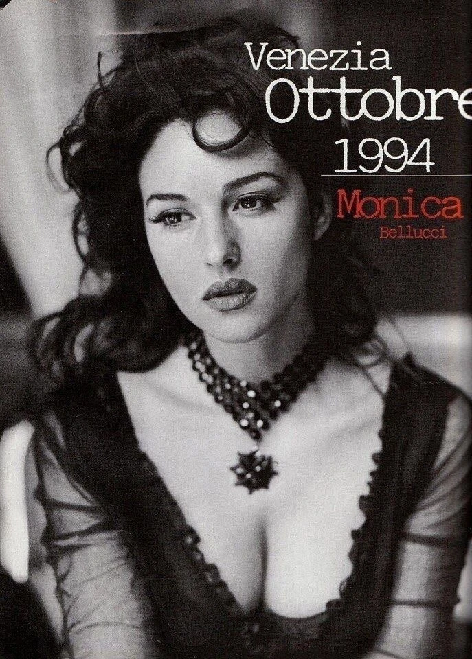 Моника для итальянского издания Vogue, октябрь 1994 год