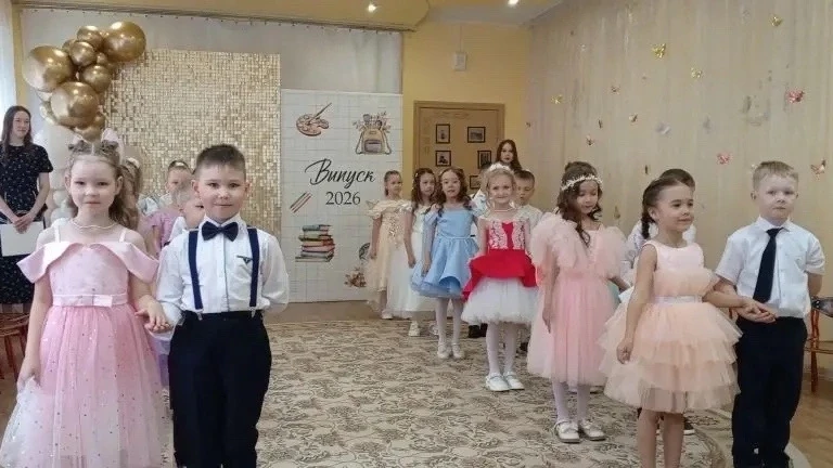✨ Звёздный выпускной в детском саду: прощание с группой «Незабудка»! ✨

 27 мая в нашем детском саду