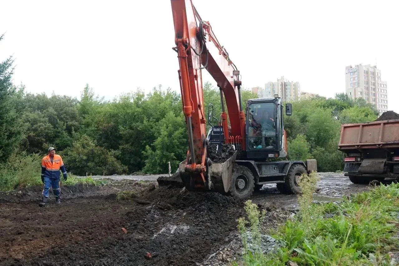 В Кемерове продолжается благоустройство парка «Антошка»