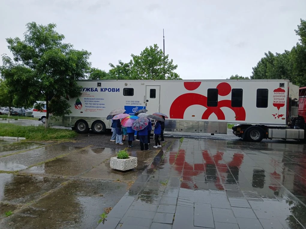 Кизлярские авиастроители вносят вклад в корпоративное донорство