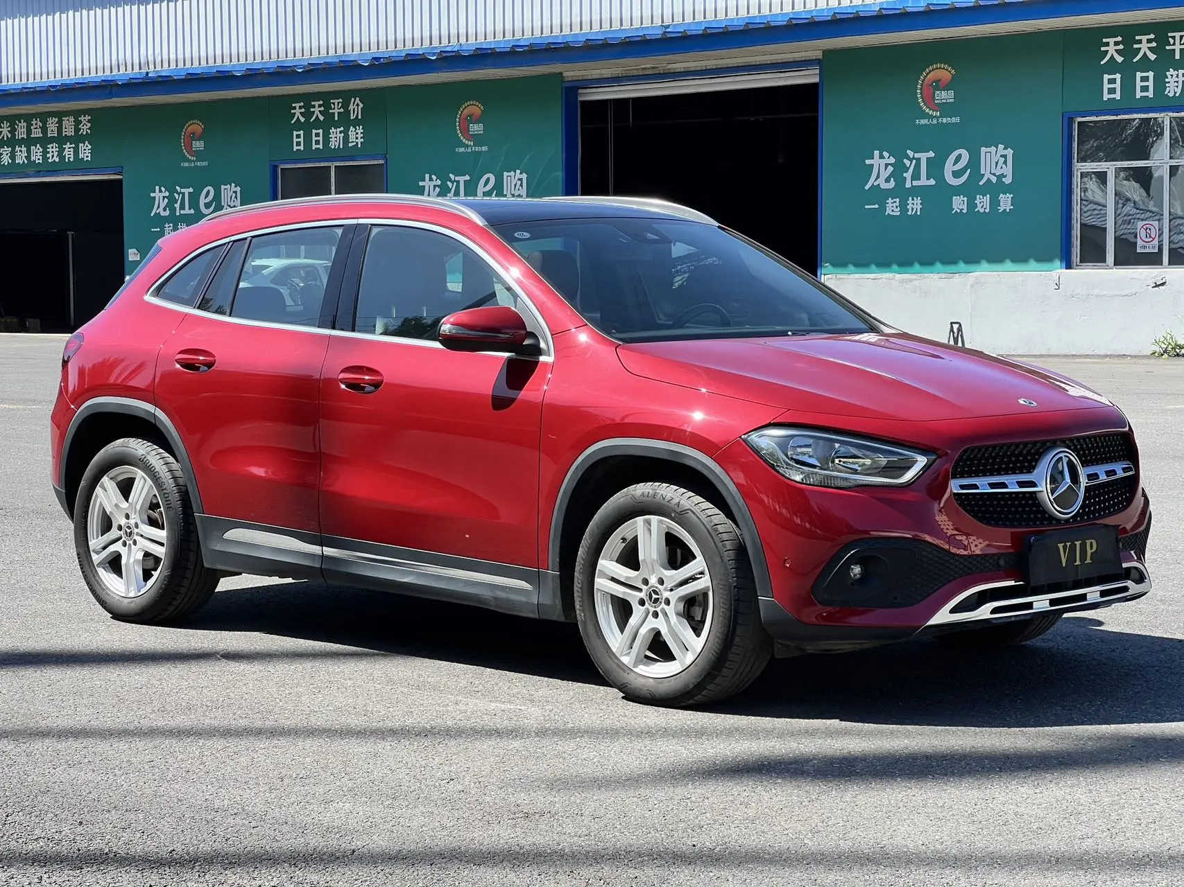 👍 красный, красивый Mercedes GLA180 👍