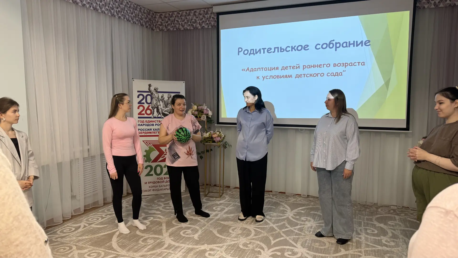 Сегодня во второй группе раннего возраста «Колобок» состоялось родительское собрание на...