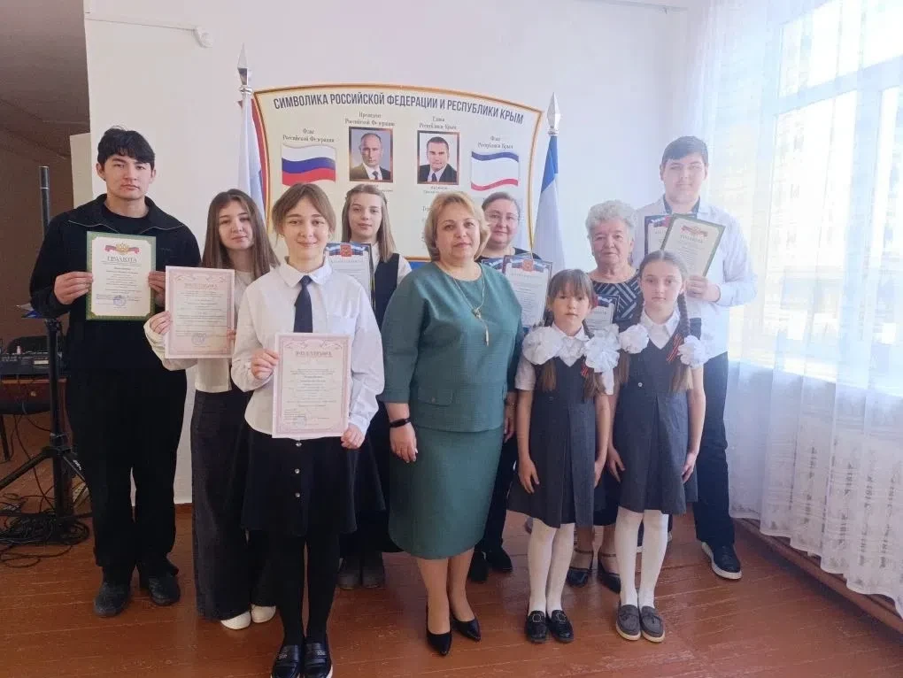 🚀 6 апреля 2026 года в Синицынской школе состоялась торжественная линейка 🌟 — начало ...