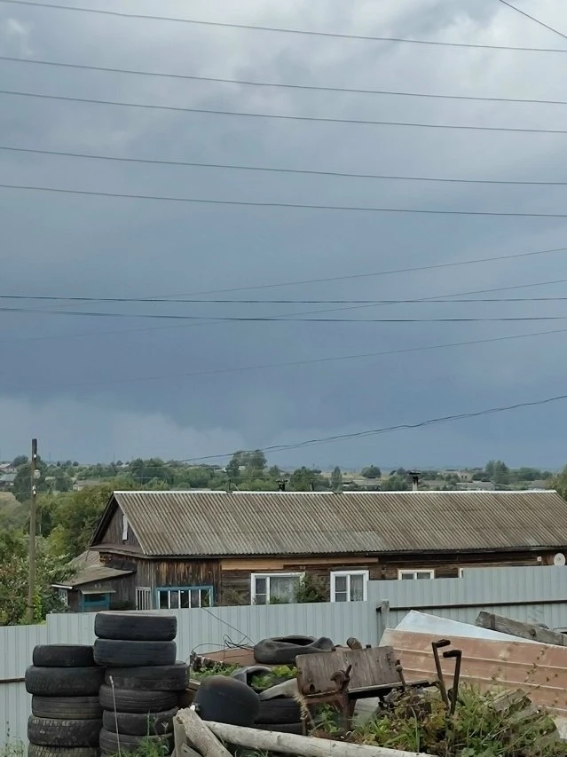 🌪Мощный торнадо прошел около Лебяжья вчера днём около 16 часов.