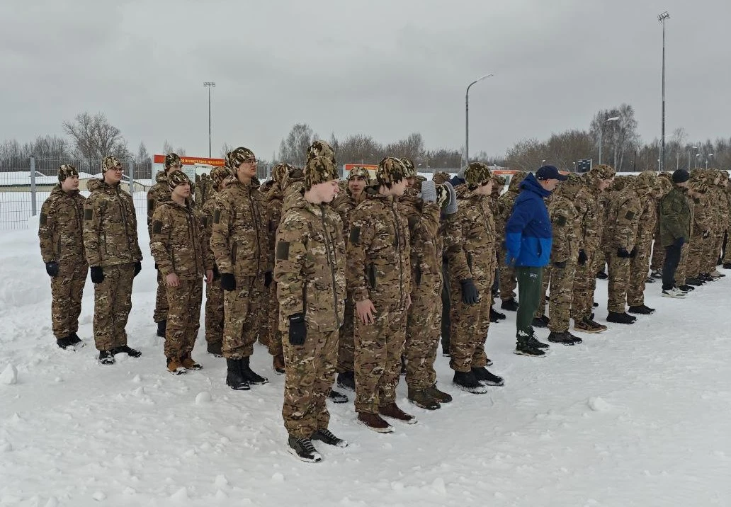 🇷🇺Юноши 10 классов — на военно-патриотических сборах «Гвардеец».  Наши десятиклассники 25 февраля пр