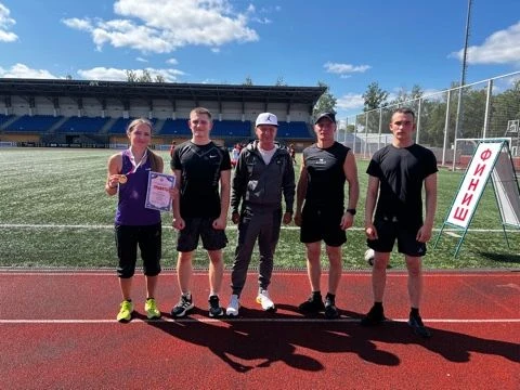 Псковский курсант стала лучшей в легкоатлетическом кроссе на 1000 метров регионального ...
