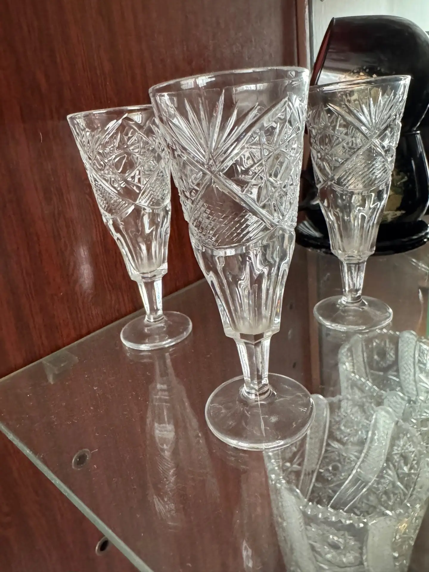 Продам сервиз цена в личные сообщения звонить по номеру +7 919 347 89 98 ￼