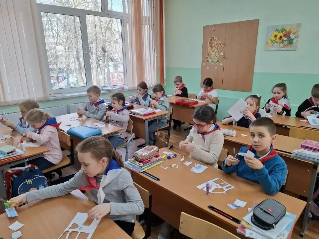 День присоединения Крыма 📚  🇷🇺 18 марта в нашей стране отмечается День воссоединения Крыма с Россией