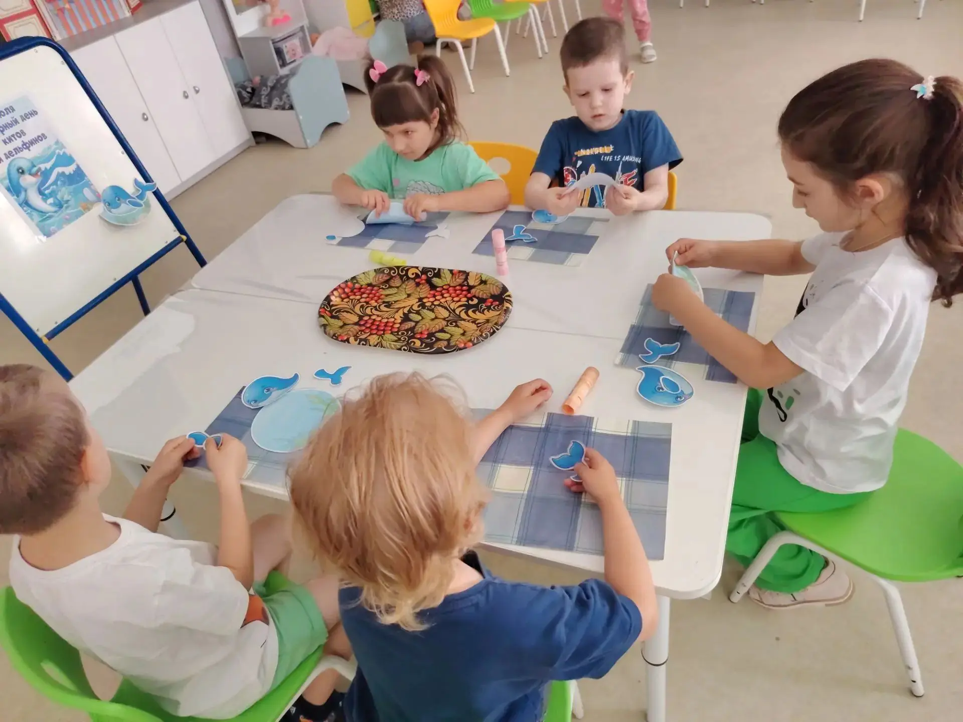 🐬 Отмечаем Всемирный день китов и дельфинов! 🐳
Дошкольники отправились в увлекательное «путешестви