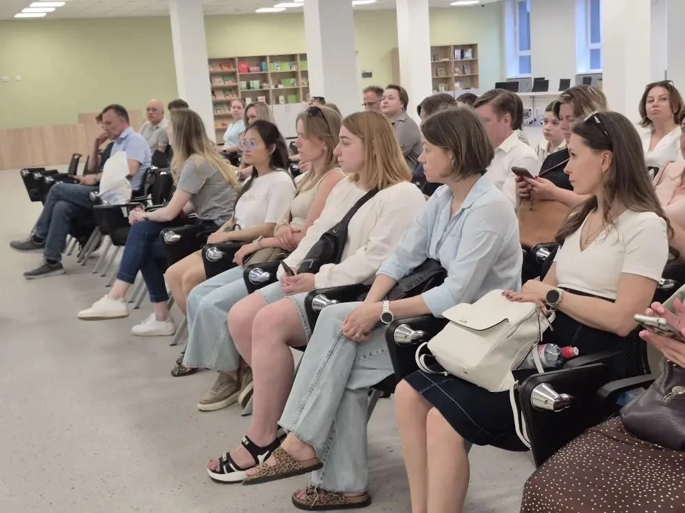 НАШИ #РодительскоеСобрание #Киберурок #ЦифроваяГрамотность #ШкольнаяЖизнь  Сегодня, 19 мая, в школе 
