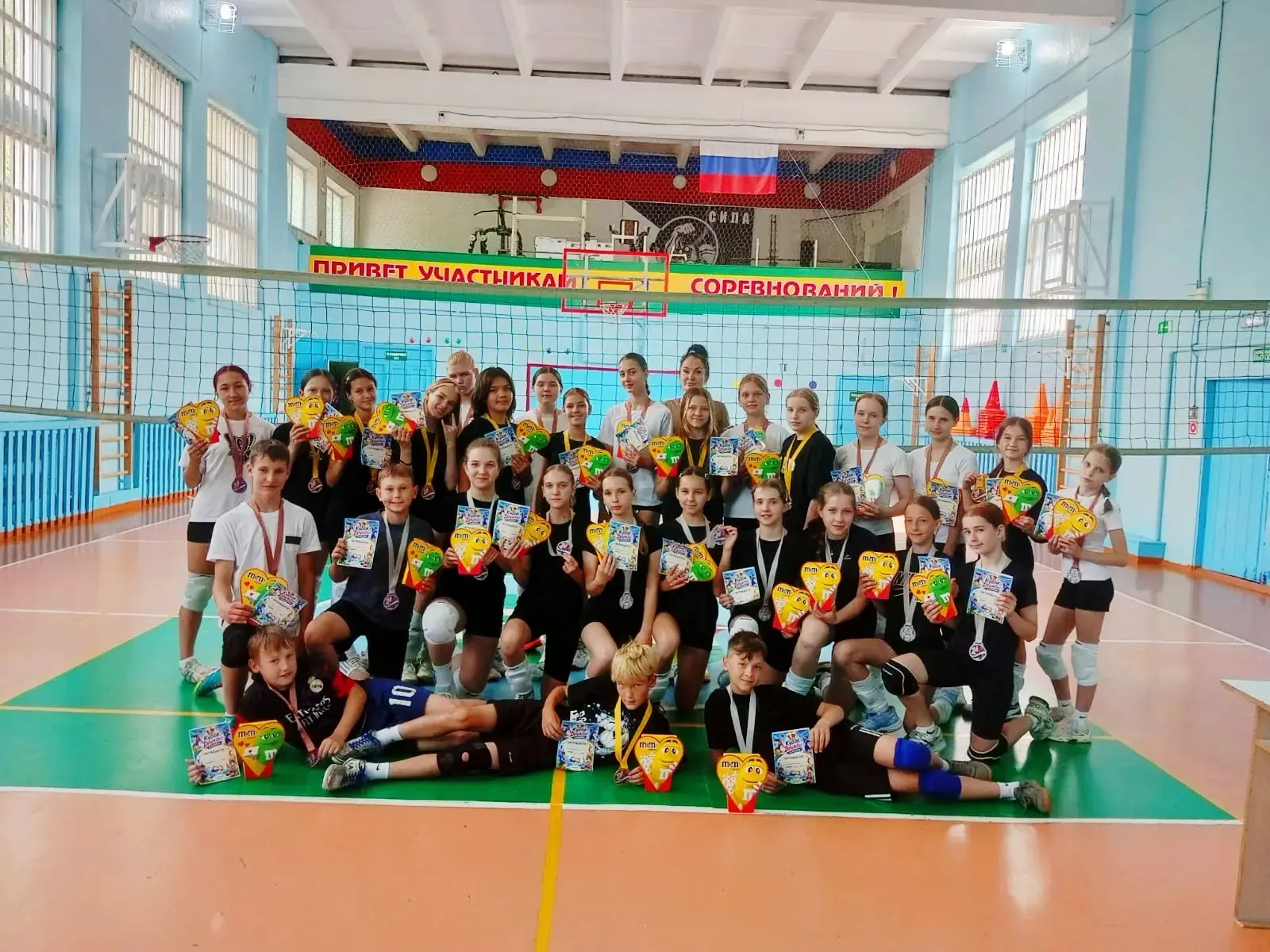 #нам_пишут 

В Детско-юношеской спортивной школе состоялся традиционный турнир по волейболу «Летний 