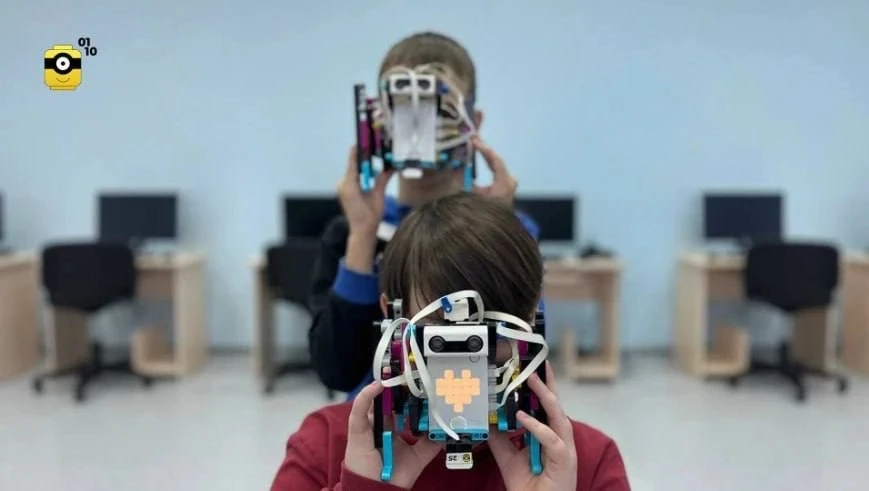 Робототехника в школе №92🤖  В школе №92 начинается набор в секцию робототехники!📋  На занятиях ваш р
