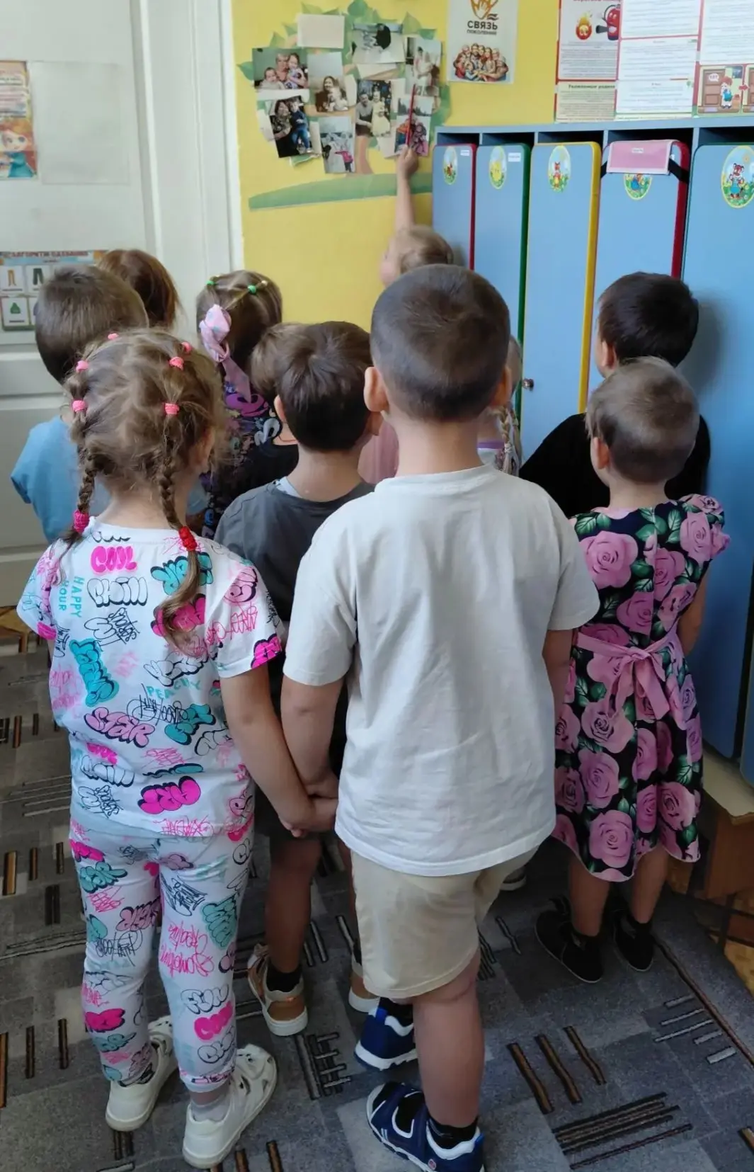 В старшей группе № 2   МБДОУ 21  «Рощица» прошло творческое занятие по аппликации, приу...