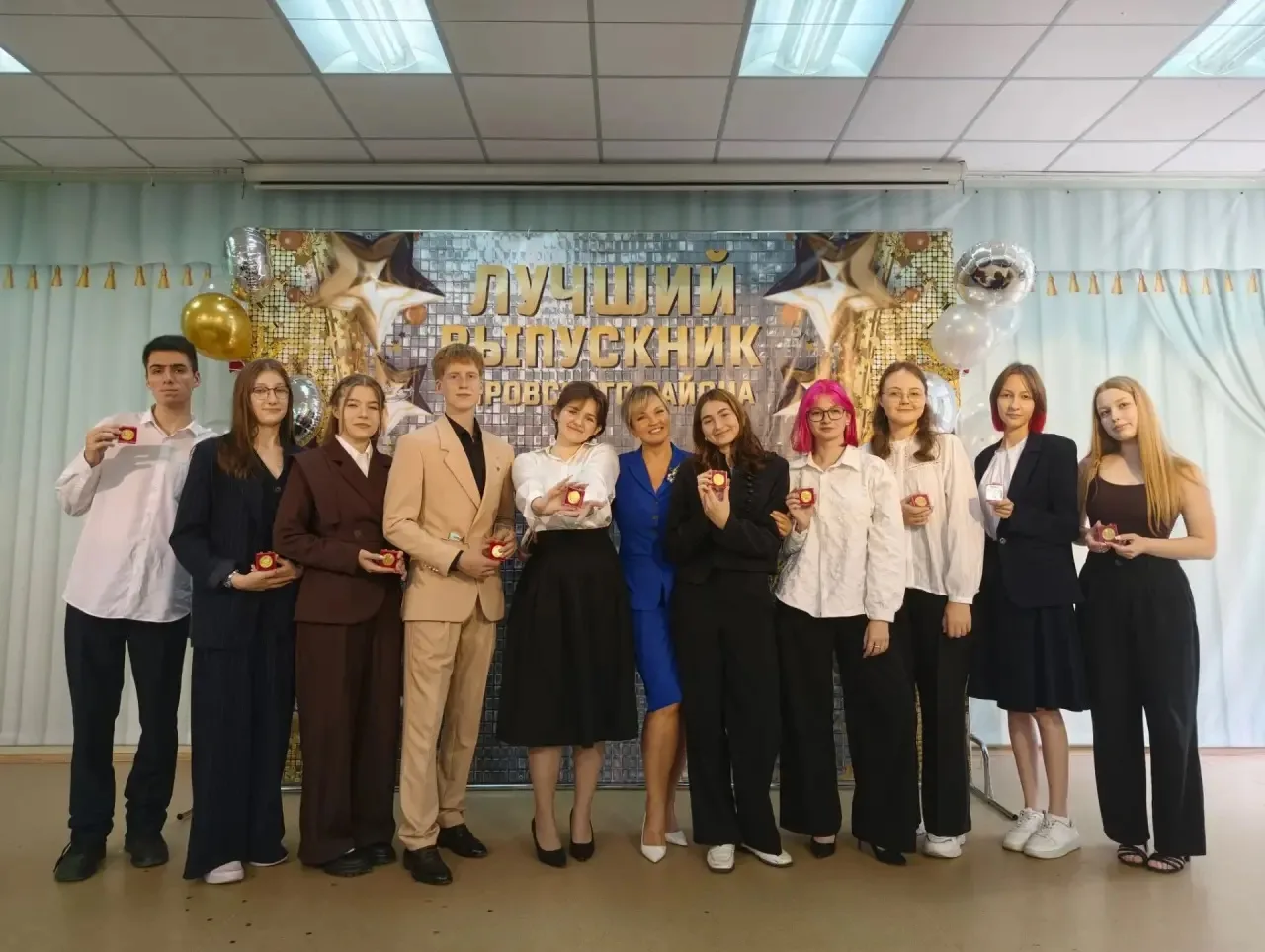 Каждый второй из выпускников— с золотом или серебром! Это про нашу самарскую гимназию 133. Выдающийс