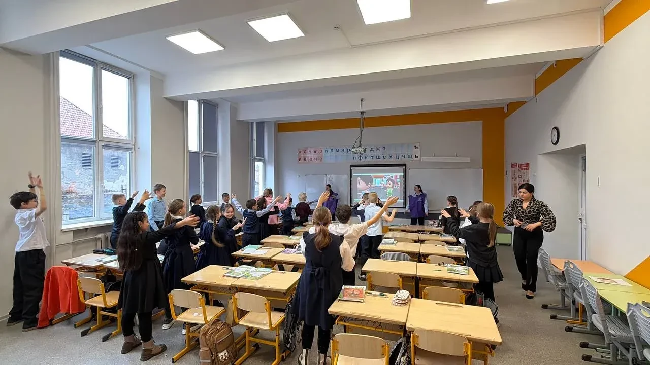 Бодрое начало дня с «ШАГом навстречу»  7 апреля — Всемирный день здоровья! В этот день активисты вол