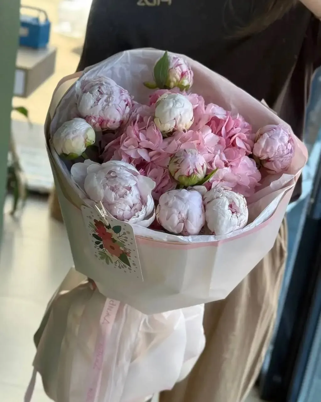 Пионы — это про любовь..🌸