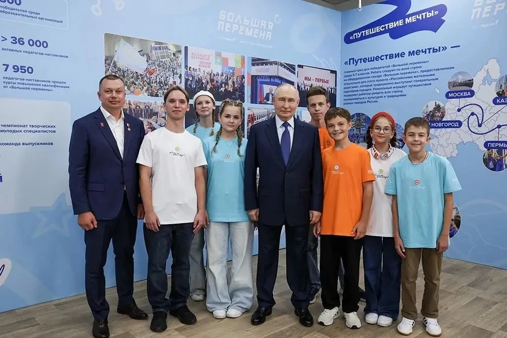 ✨Юная находчанка рассказала о проекте по слуховой реабилитации Владимиру Путину