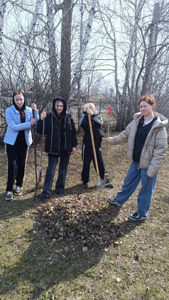 🌳 Субботник в школе: вместе за чистоту и порядок!

Наша школа превратилась в настоящий центр активн
