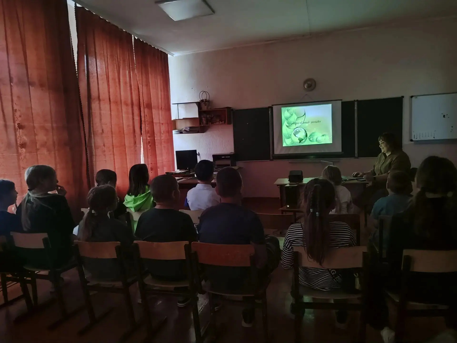 17 июня в ЛОЛ "Солнышко" р
ебята приняли участие в интеллектуальной игре "Самый, самый". Дети разгад