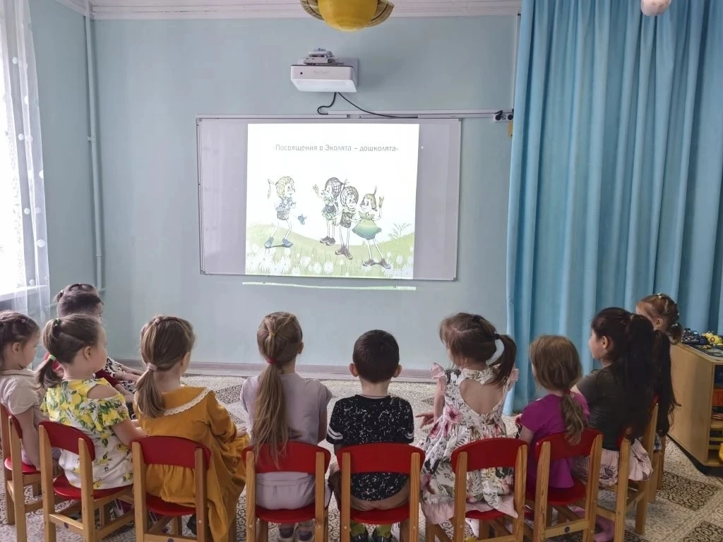 ➡ ЭКОЛОГИЯ - ДЕЛО КАЖДОГО  🌍 В преддверии Всероссийского «Дня эколят» в группе №11 дошкольного отдел
