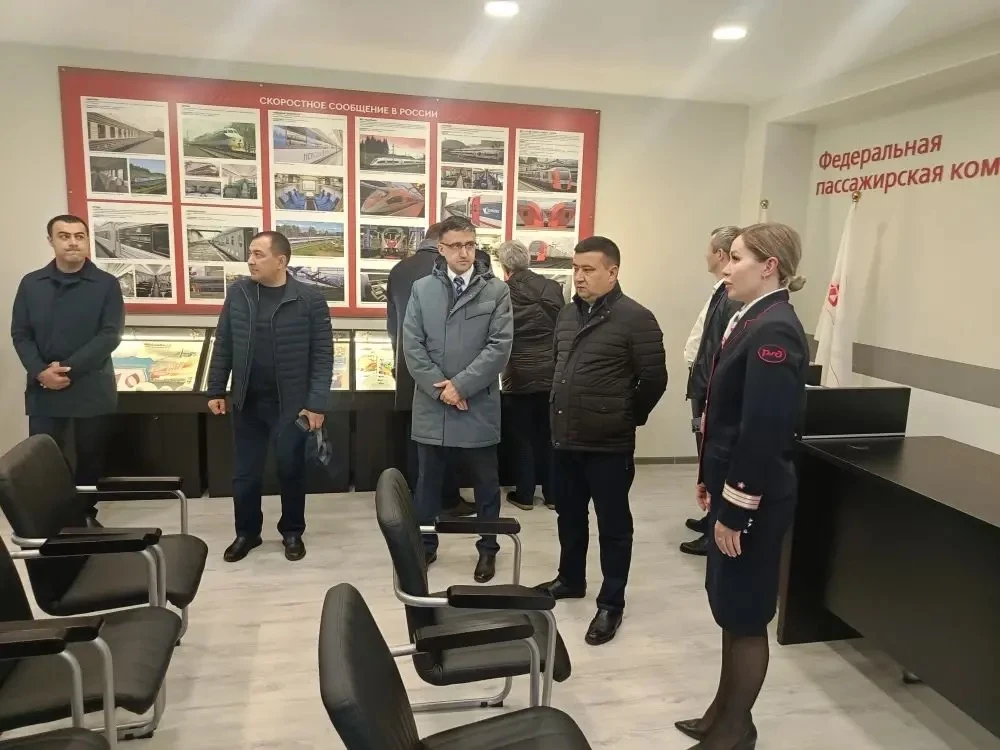 Провели двустороннюю встречу с делегацией из Узбекистана  🇺🇿 В целях укрепления делового сотрудничес