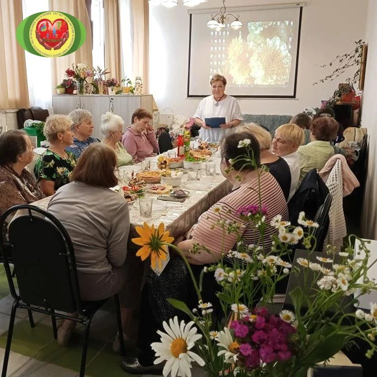 🌼🌼🌼8 июля отмечается один из самых светлых и красивых праздников - День Семьи, любви и верности!�