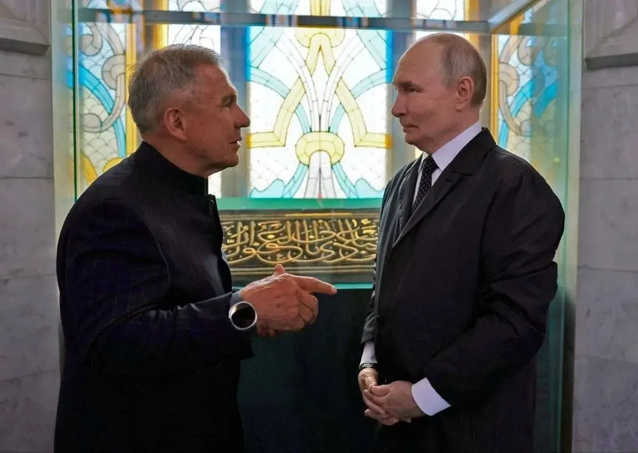 🗞️ Сегодня Владимиру Путину исполнилось 74 года.