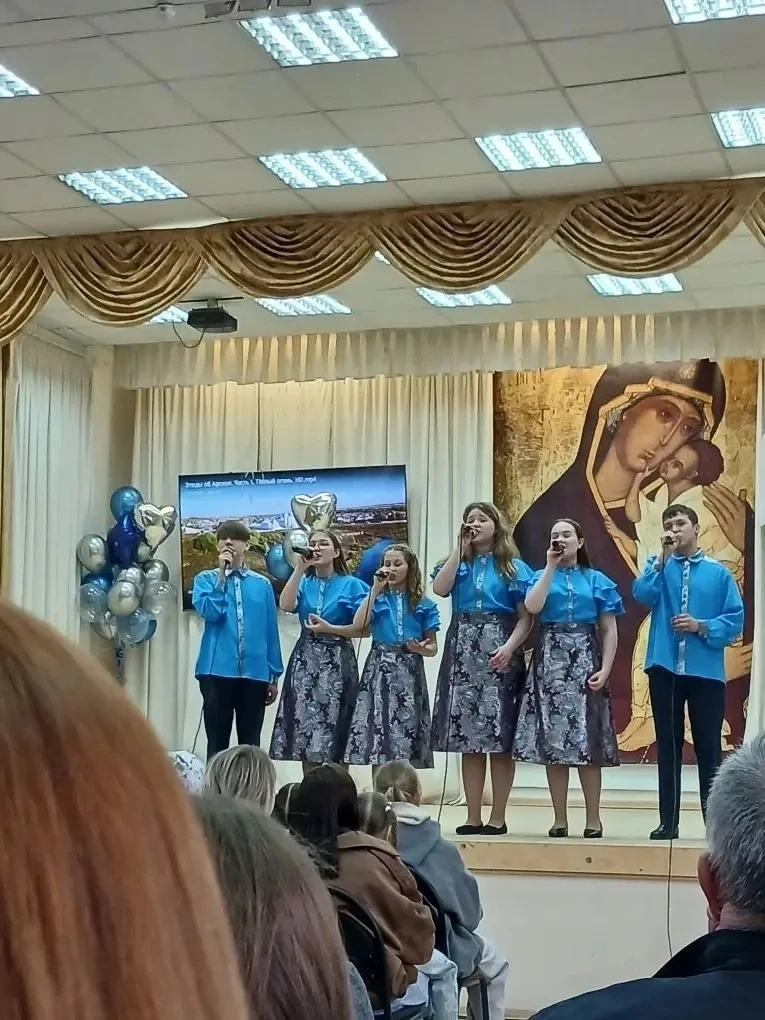 🎉 Поздравляем Александру Б., ученицу 2В класса (1 корпус) с победой в конкурсе «Пасха радость нам не