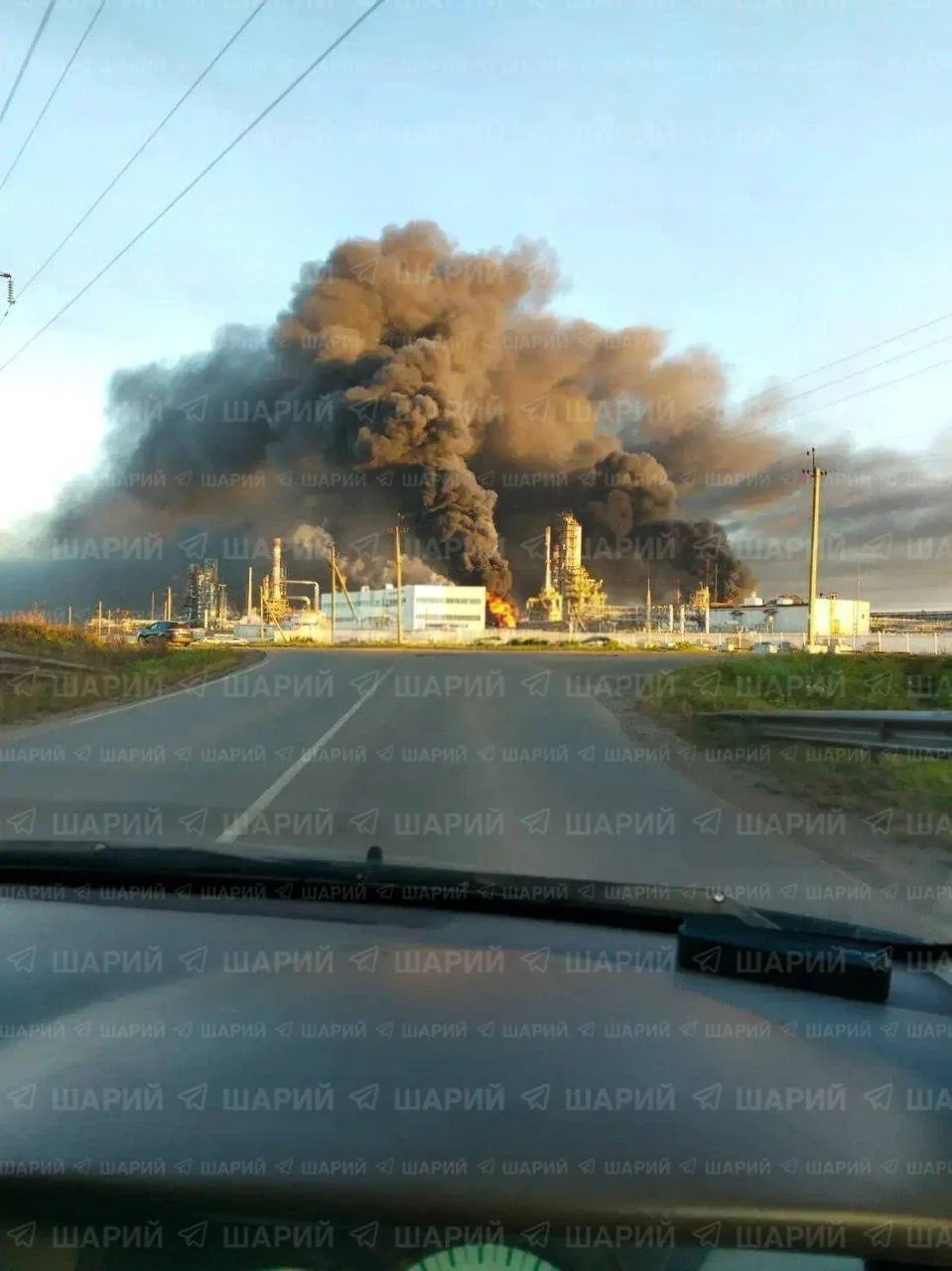 БПЛА атаковали завод «Пермьнефтеоргсинтез» (ПНОС) в Перми.