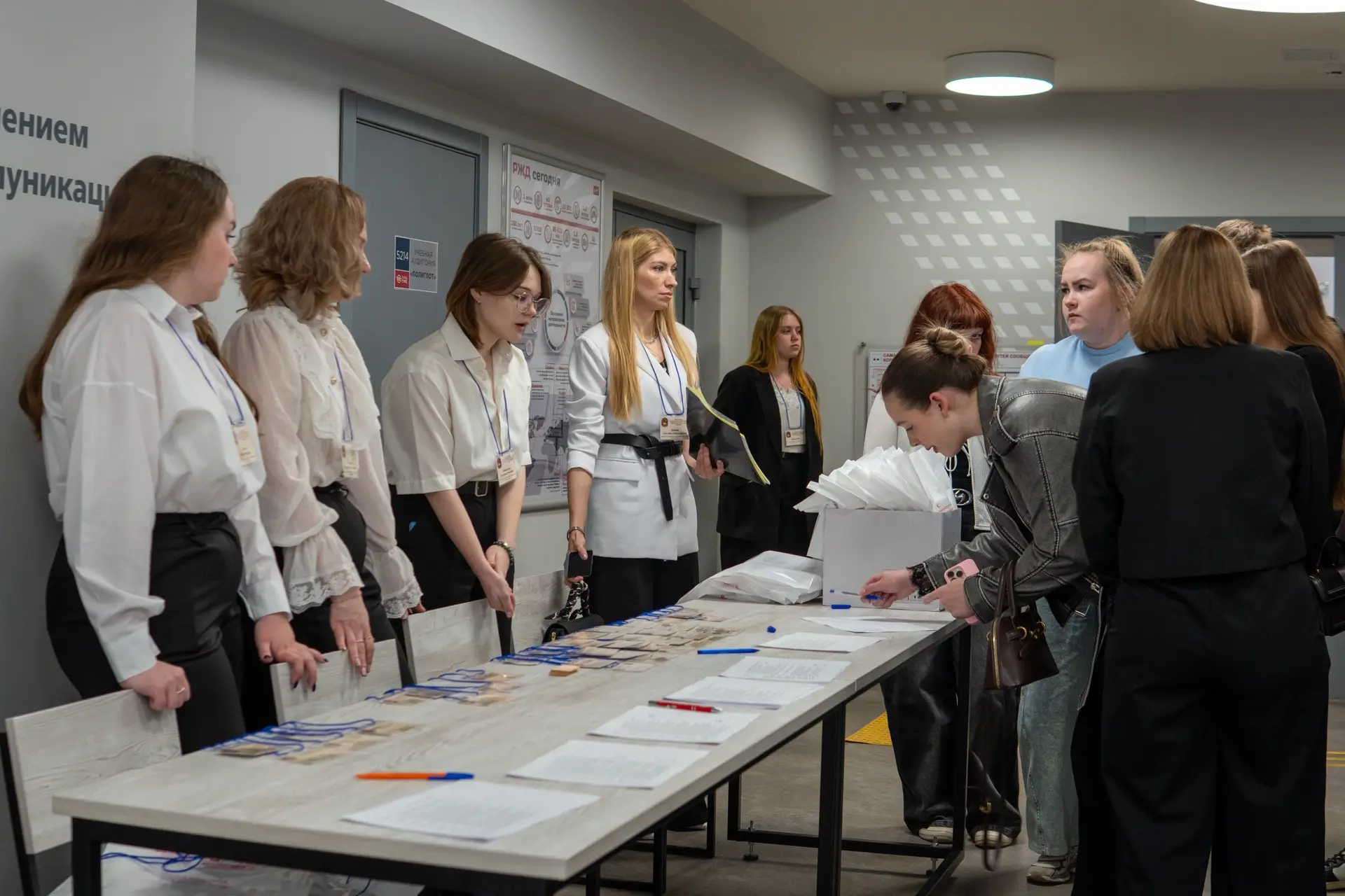 🎓 В ПривГУПС отметили 50-летие кафедр Института управления и экономики  📚 В ПривГУПС состоялась Межд