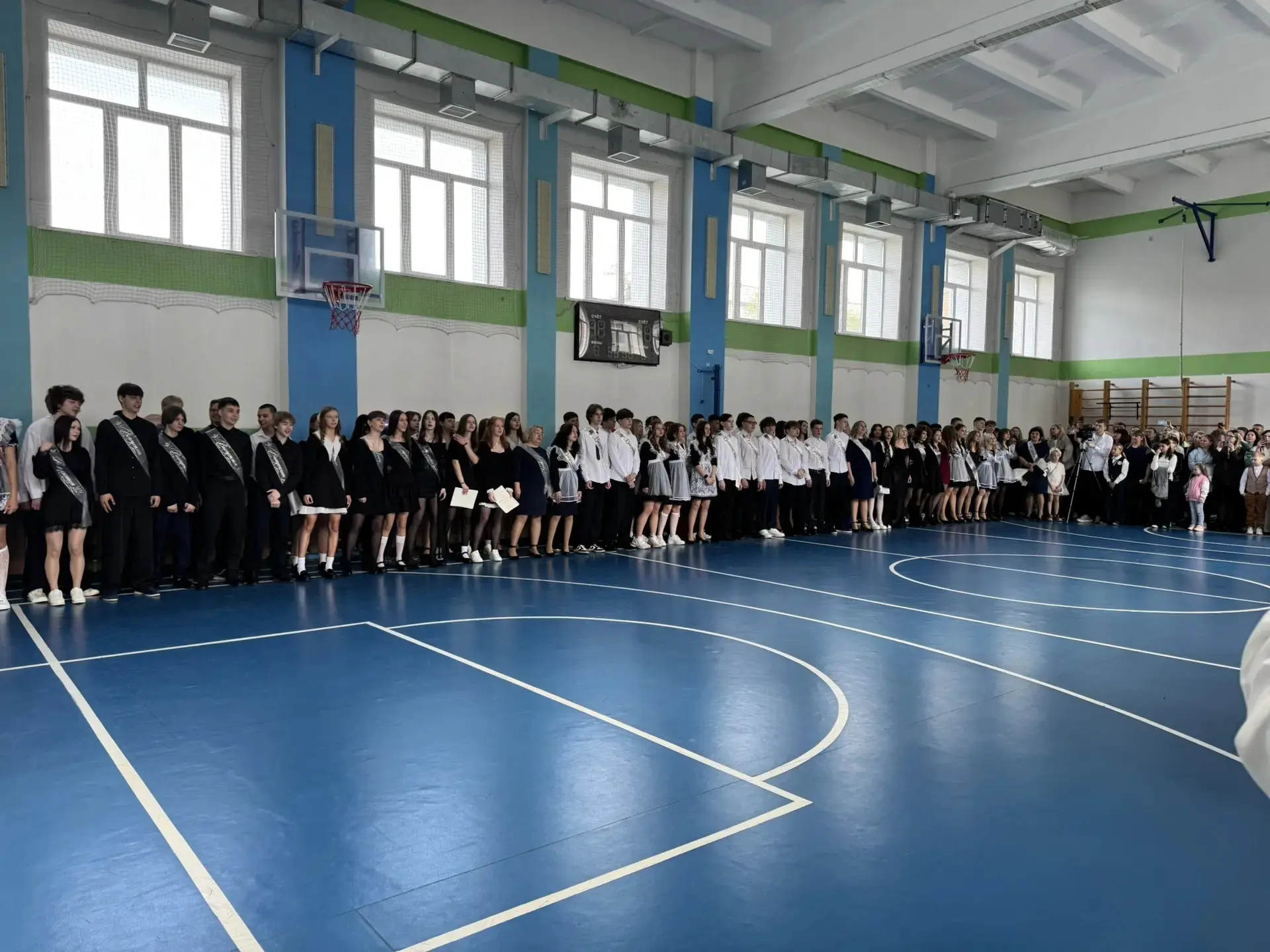🔔И в нашей гимназии прозвенел долгожданный Последний звонок… Этот звук, такой знакомый...