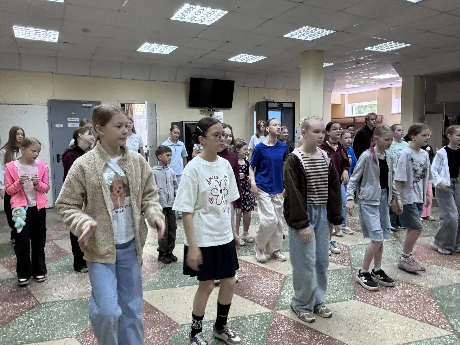 💫День третий в лагере «Живем в России единой!»: искусство движения и пластики