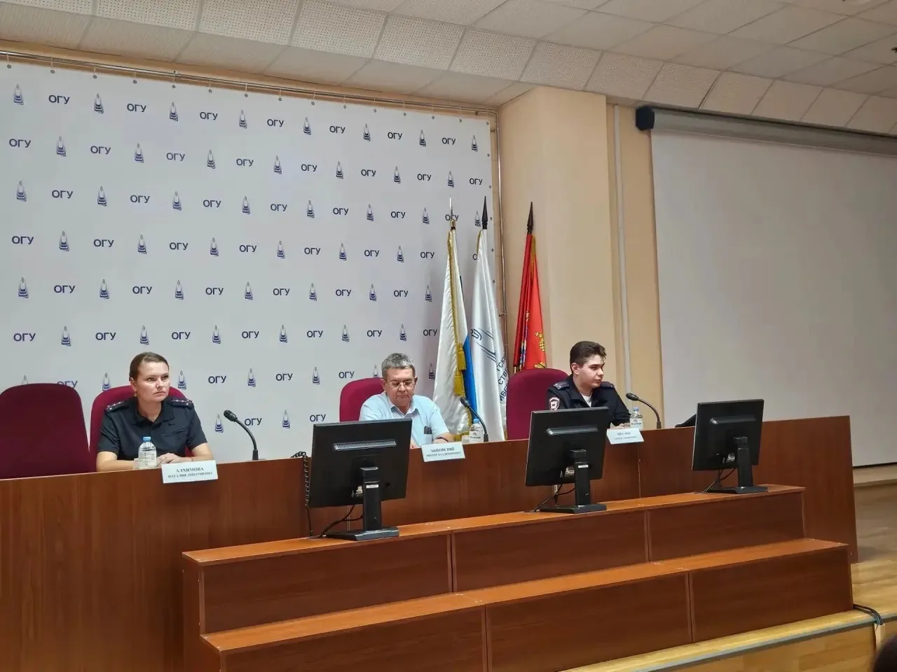 Что важно знать иностранному студенту о миграционных правилах? 👀