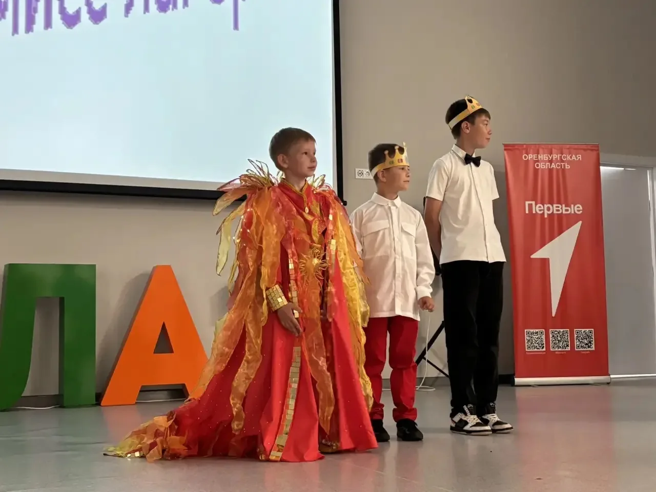 «Страна приключений»! Итоги конкурса «Мисс и Мистер лагеря 2026»! 🎉

Сцена  нашего лагеря искрилась