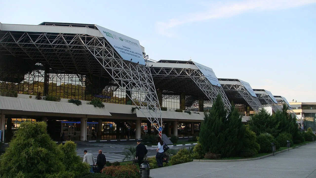 ✈️ В аэропортах Сочи, Краснодара и Геленджика действуют временные ограничения на прием ...