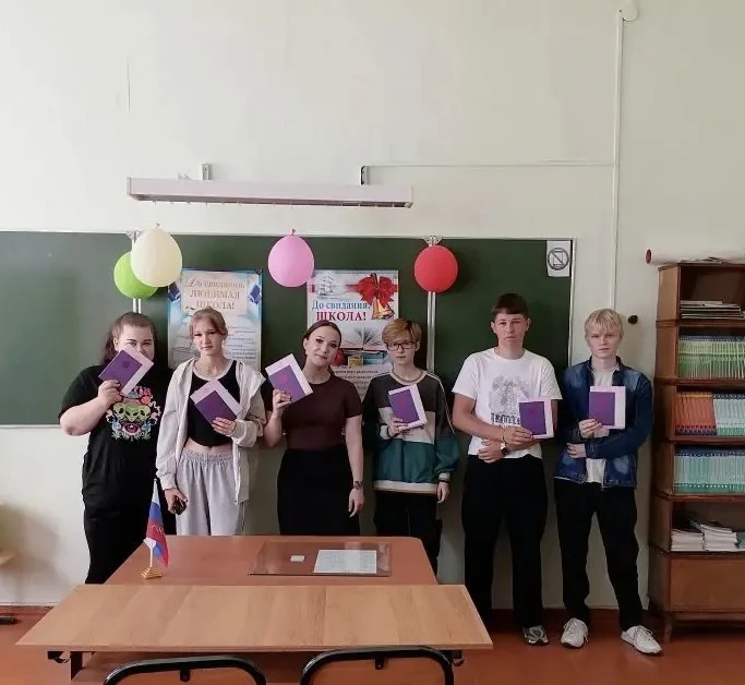 👩‍🎓ВРУЧЕНИЕ АТТЕСТАТОВ👩‍🎓 
 30 июня 2026 года в нашей школе состоялась торжественная церемония в