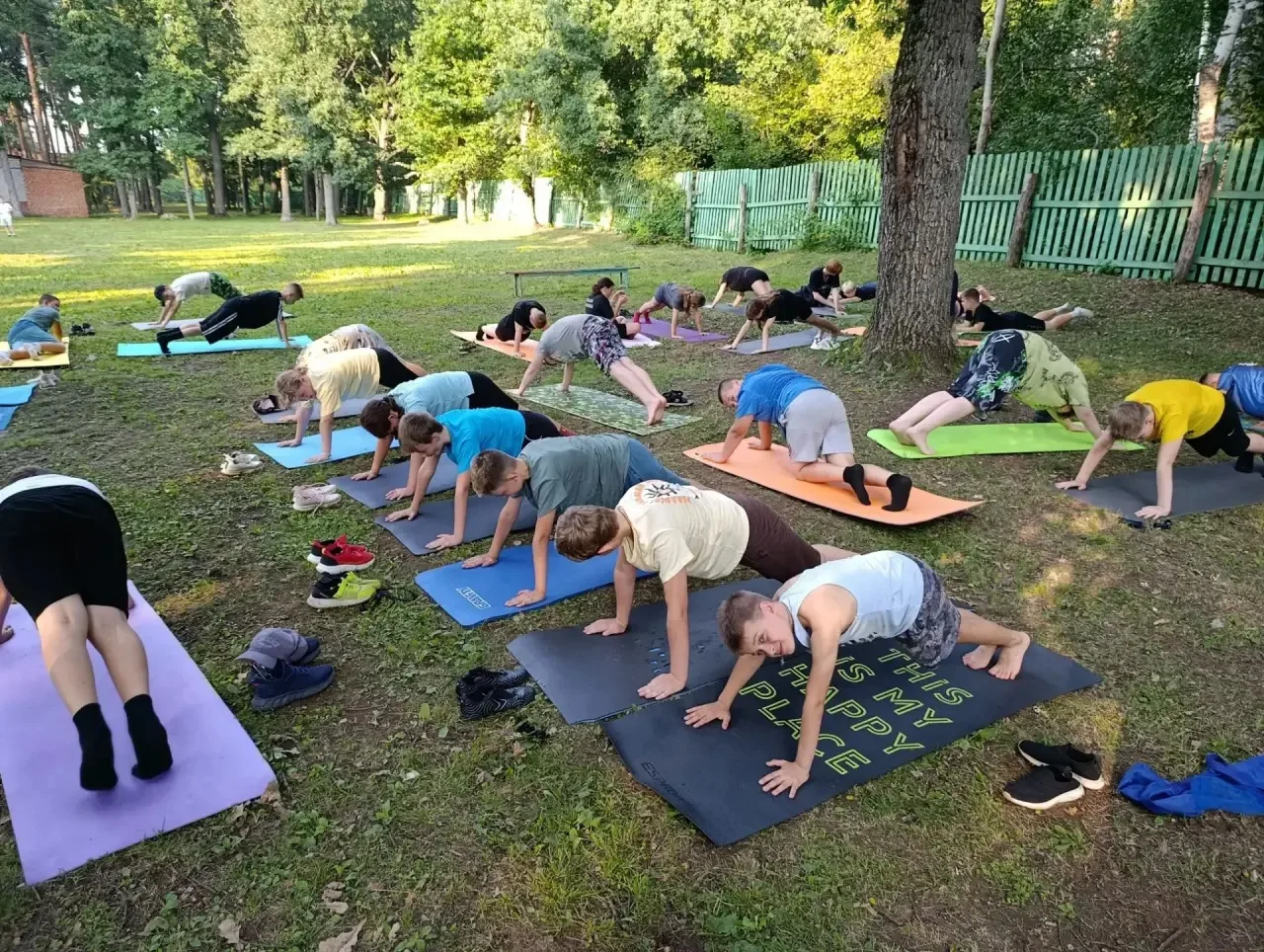 🏊‍♂️🌲 Привет из лагеря «Костёр» передают наши пловцы!