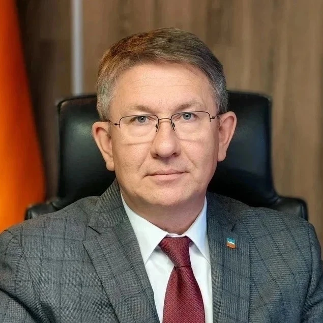 Дорогие выпускники, уважаемые педагоги!