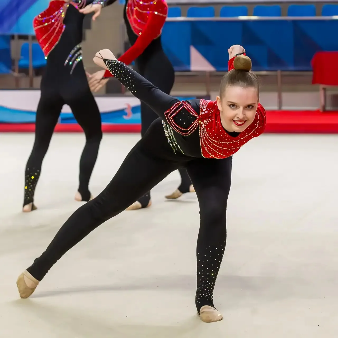 🎉 С ДНЁМ РОЖДЕНИЯ! 🎉

Сегодня день рождения у члена сборной команды Мордовии по эстетической гимна