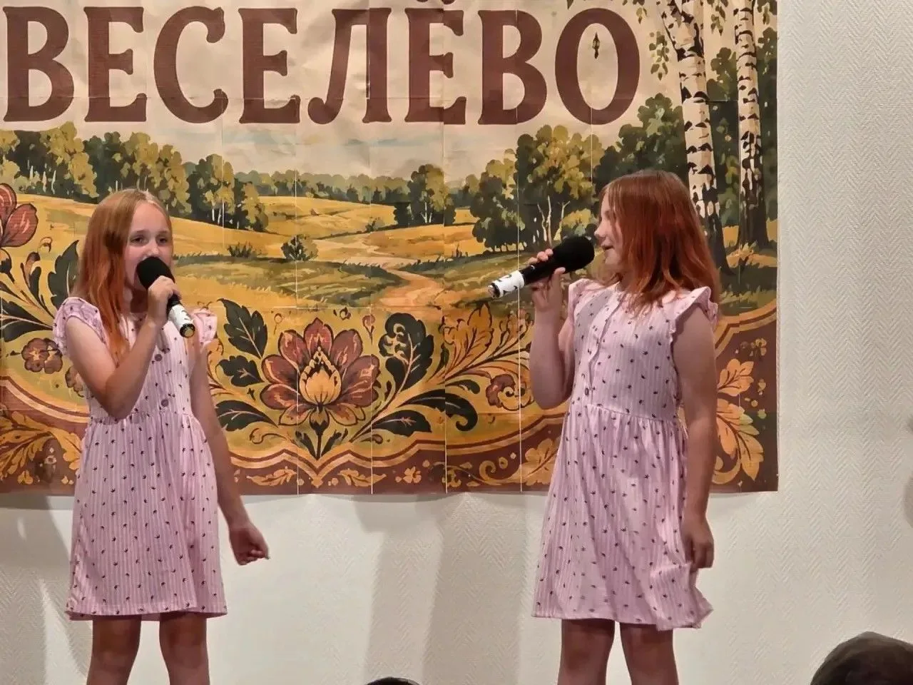 Яркая ярмарка мастеров открыла празднование Дня деревни Веселёво! Гостей встречали ароматами свежей 