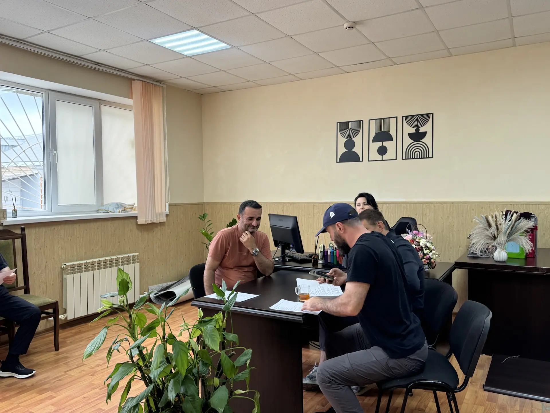 🧬Ярмарка прошла под руководством руководителя центра занятости населения Сапият Гумуев...